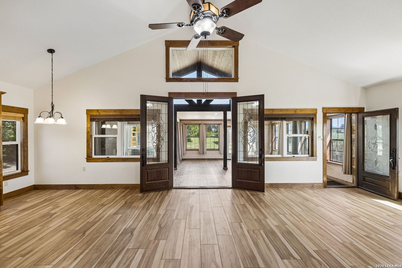 1355 BROAD OAK DR