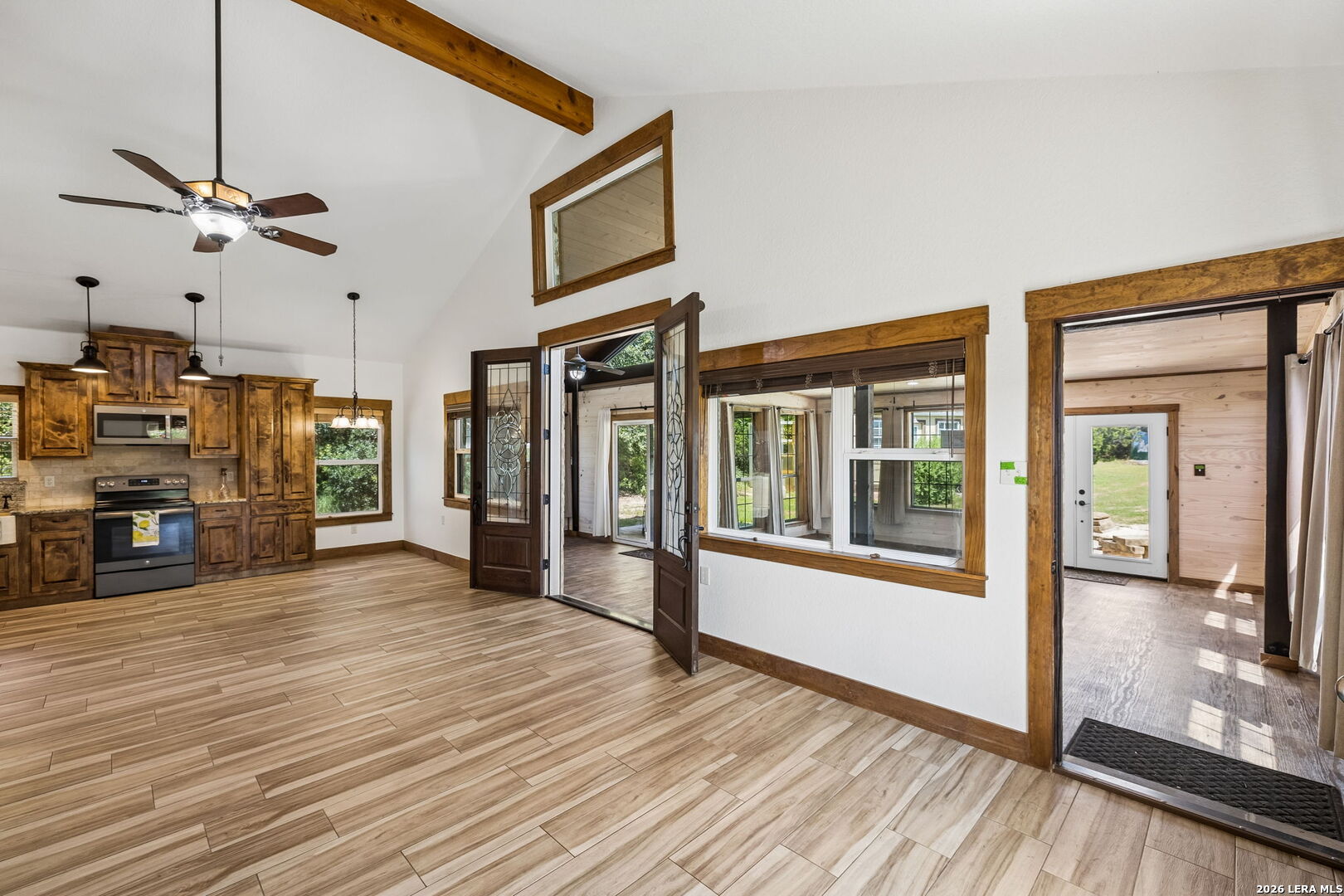 1355 BROAD OAK DR