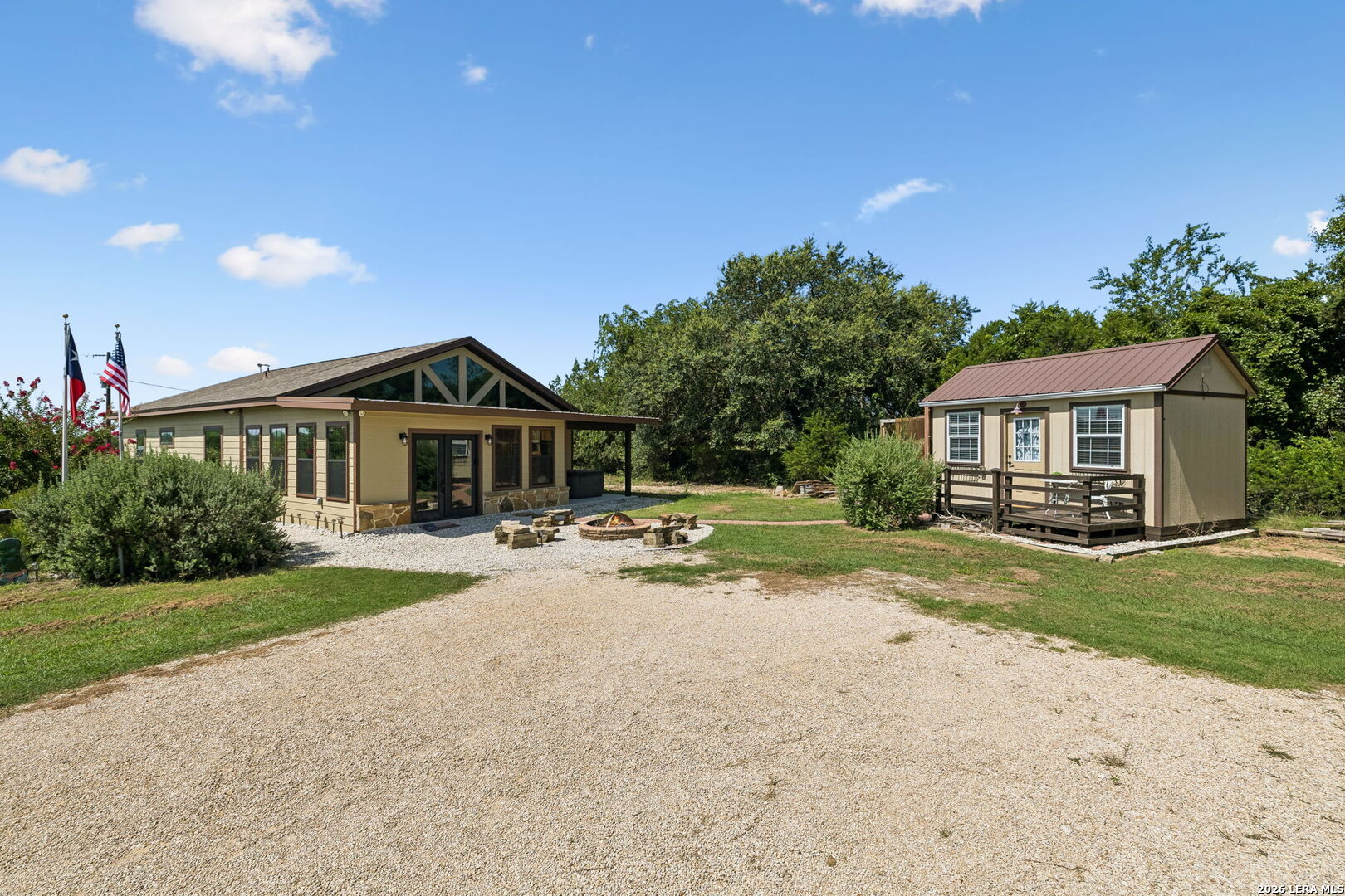 1355 BROAD OAK DR