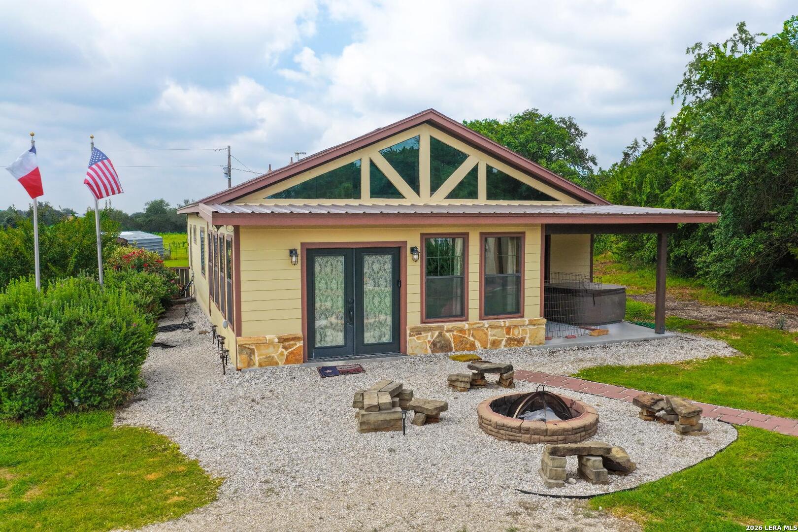 1355 BROAD OAK DR