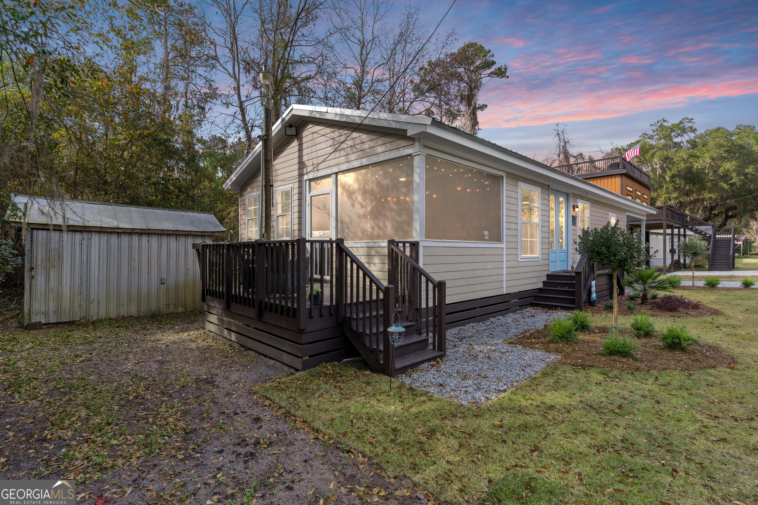 1076 Blue N Hall Road SE