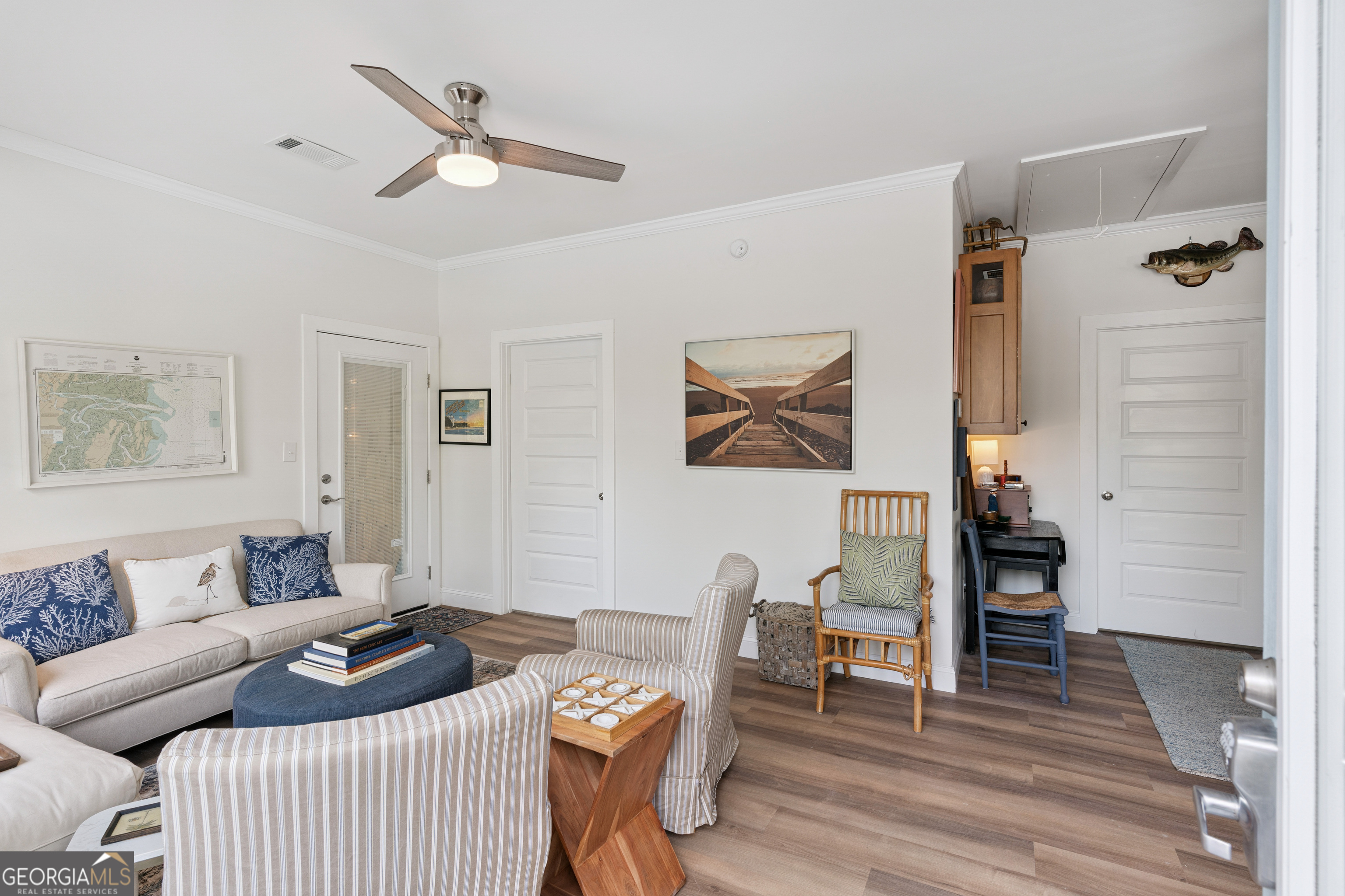 1076 Blue N Hall Road SE