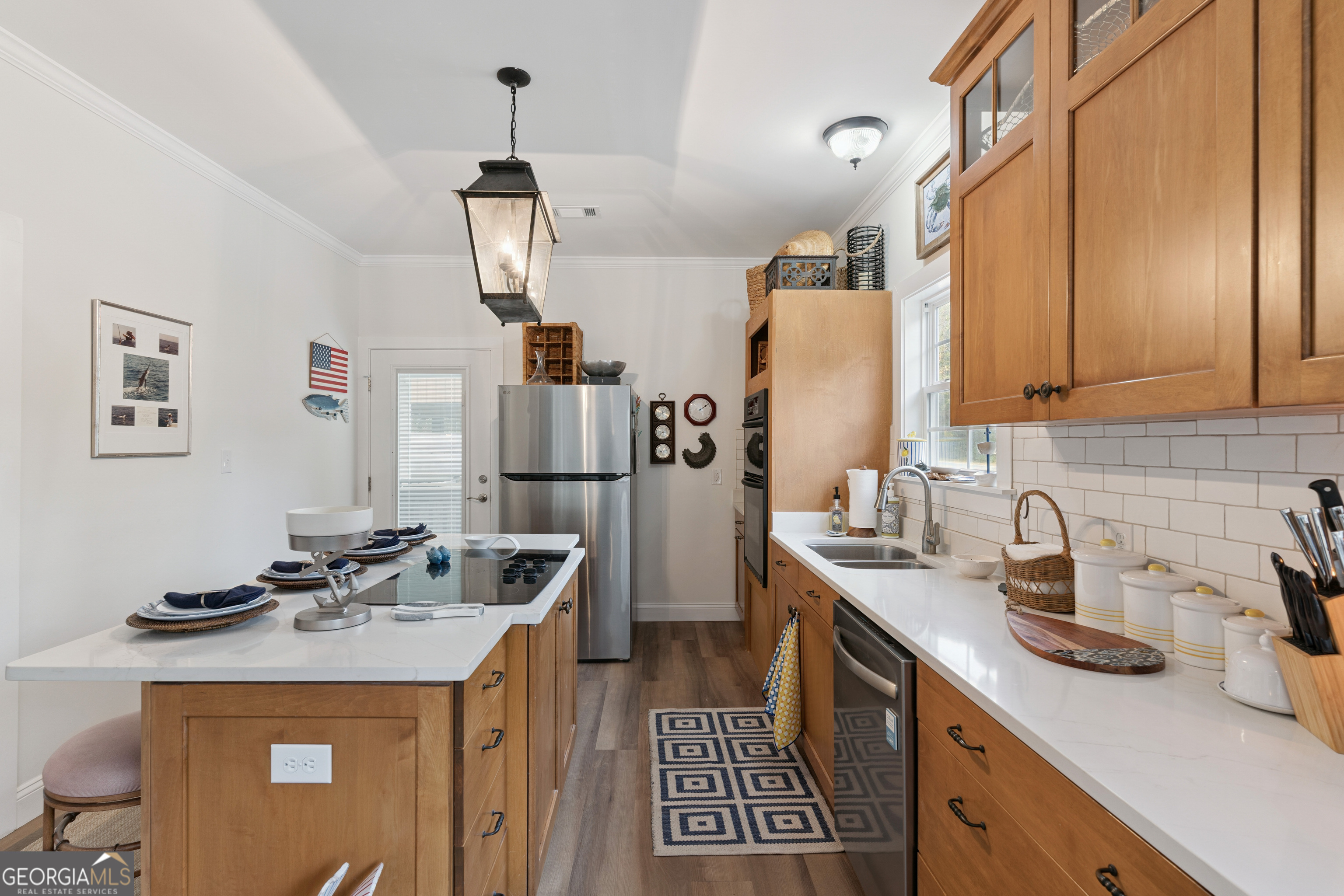 1076 Blue N Hall Road SE