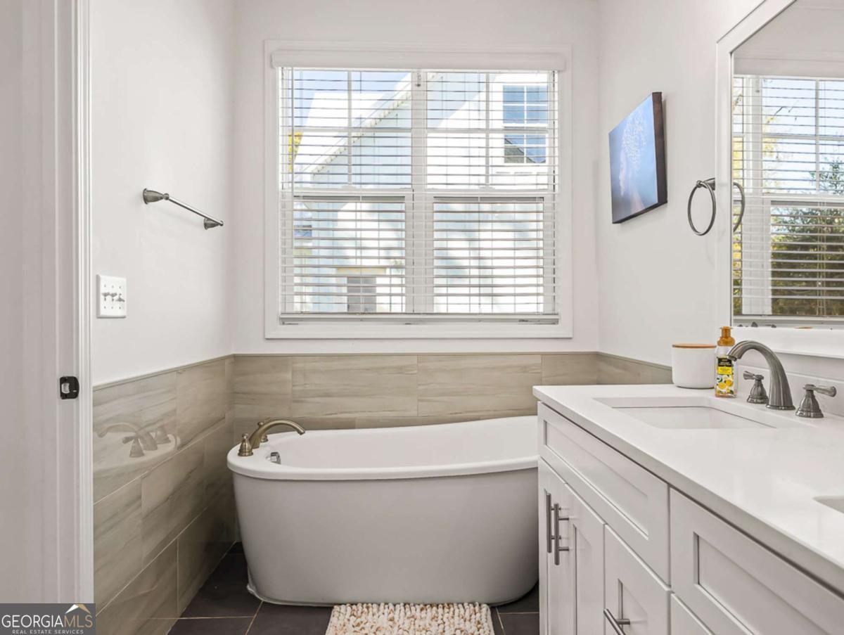 1038 Captain's Cove Way, St. Simons