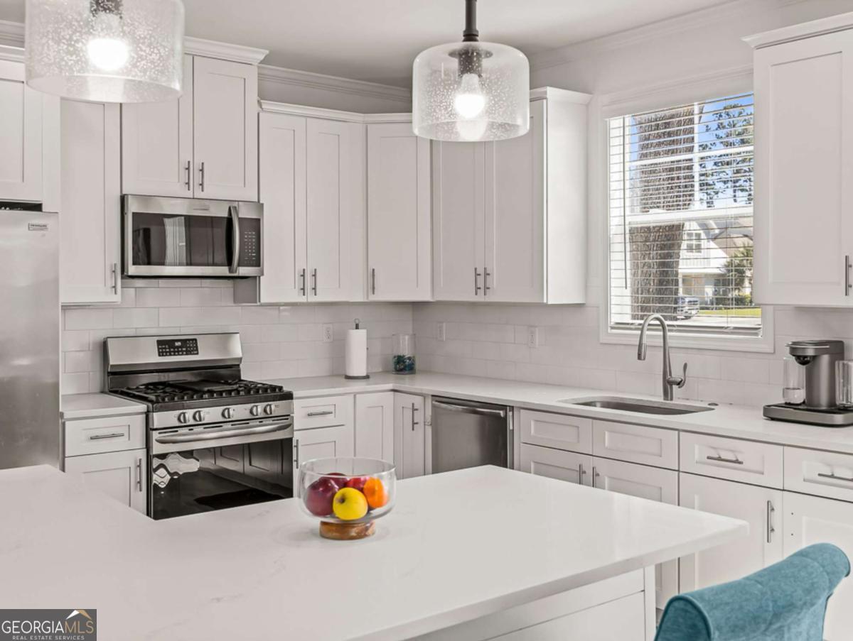 1038 Captain's Cove Way, St. Simons