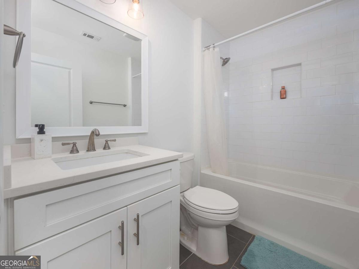 1038 Captain's Cove Way, St. Simons