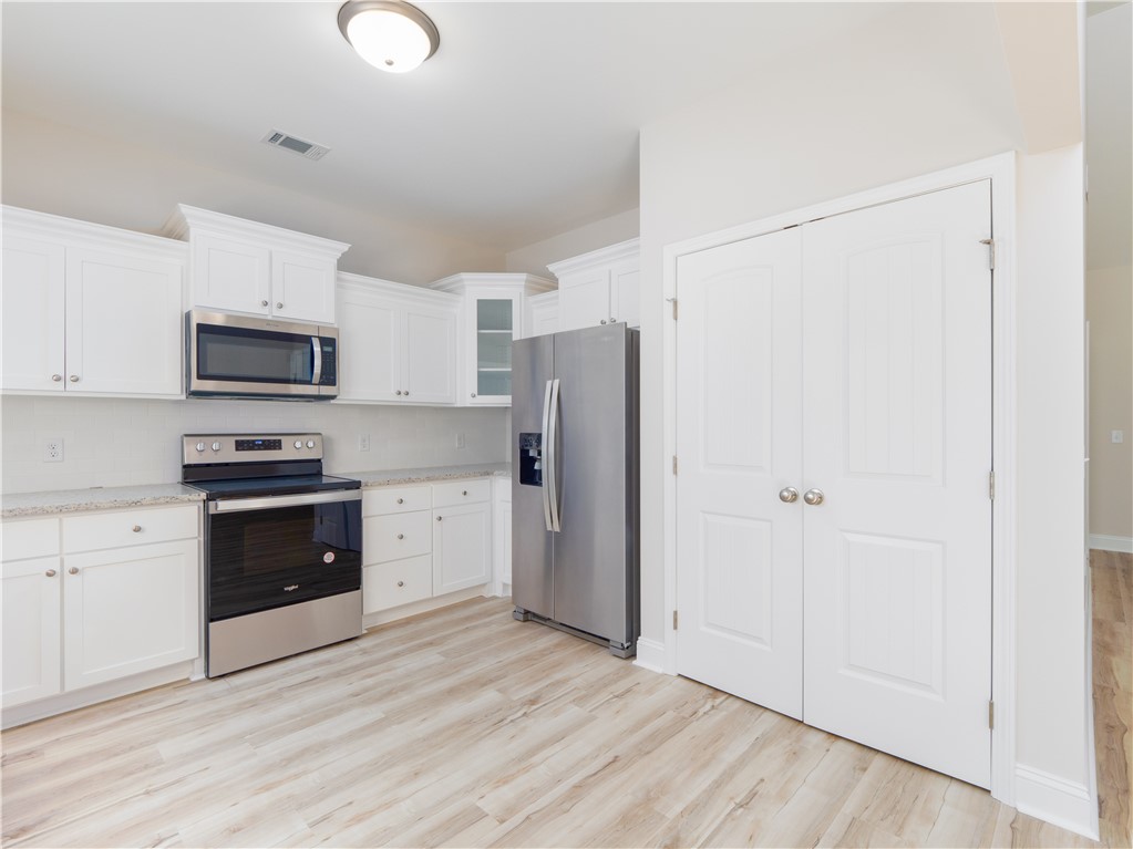 1002 Oglethorpe Lane