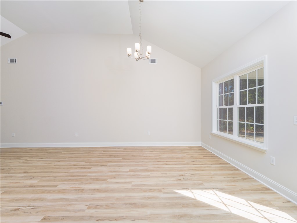 1002 Oglethorpe Lane