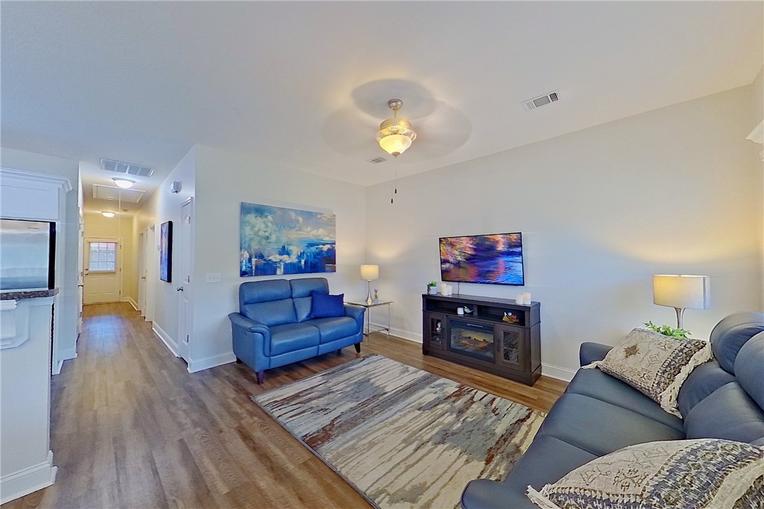 288 Bridgewater Lane