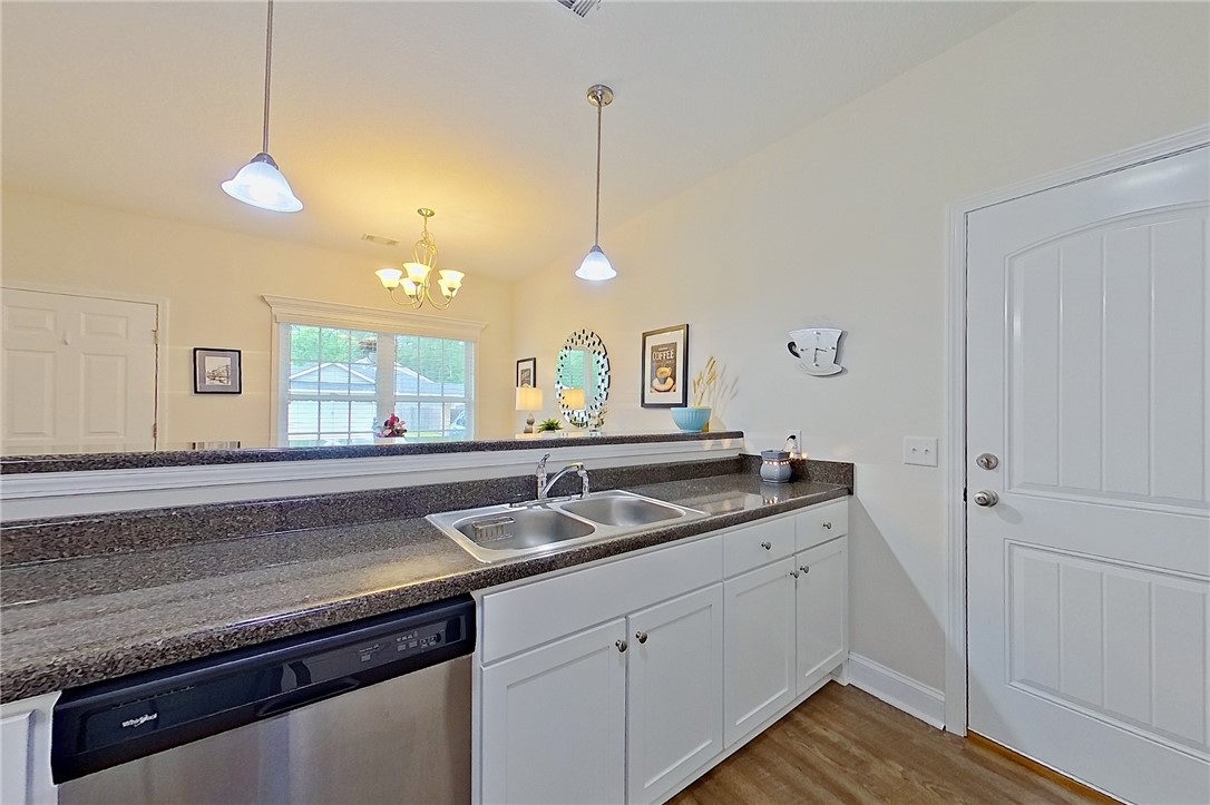 288 Bridgewater Lane