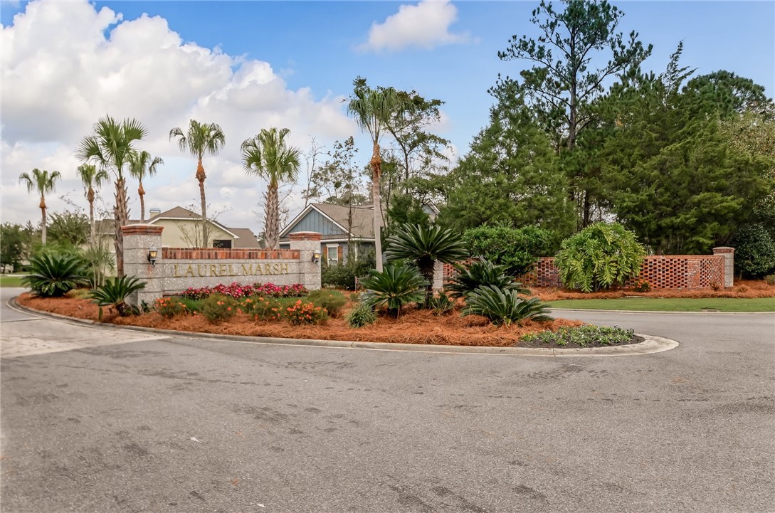 106 Oak Grove Circle
