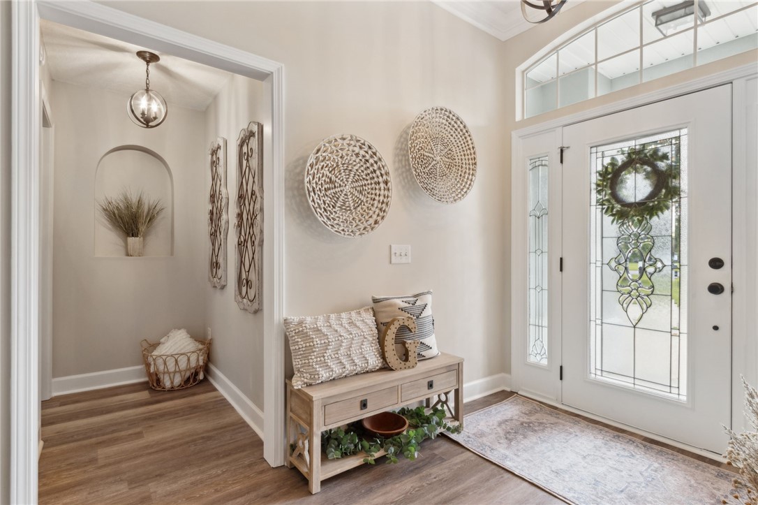 106 Oak Grove Circle