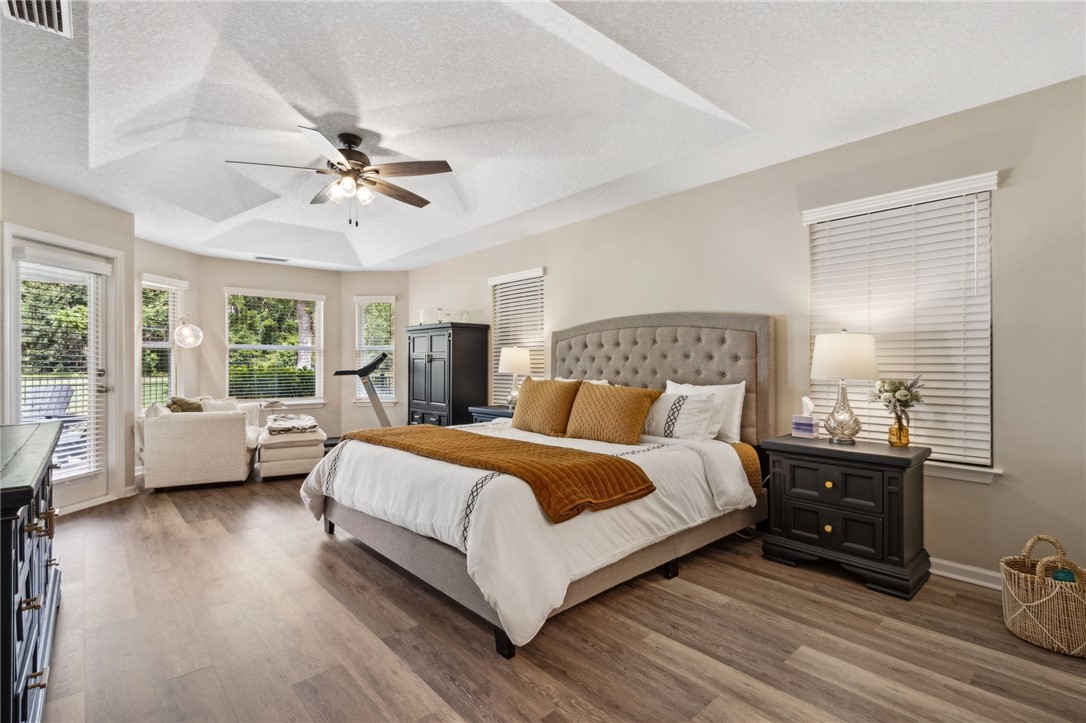 106 Oak Grove Circle