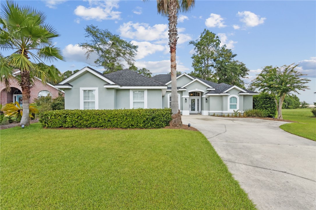 106 Oak Grove Circle