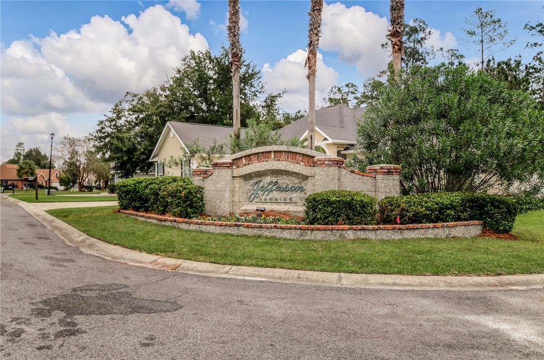 106 Oak Grove Circle