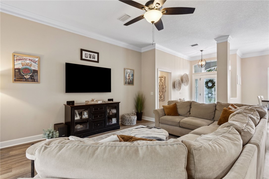 106 Oak Grove Circle