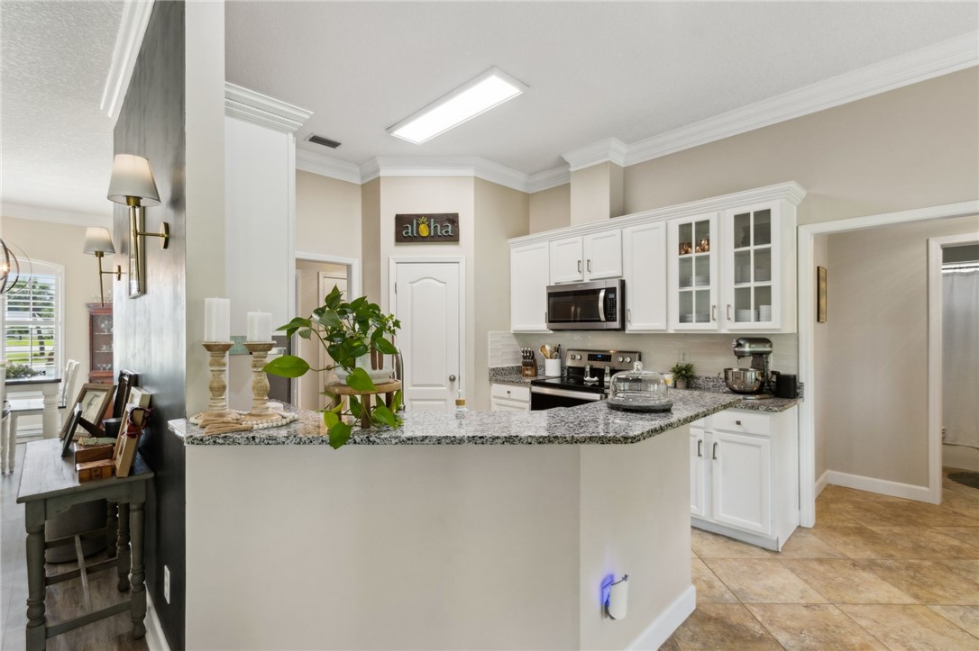 106 Oak Grove Circle