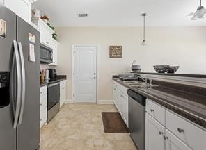 282 Bridgewater Lane