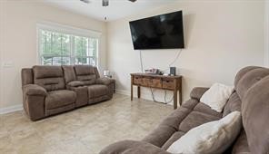 282 Bridgewater Lane