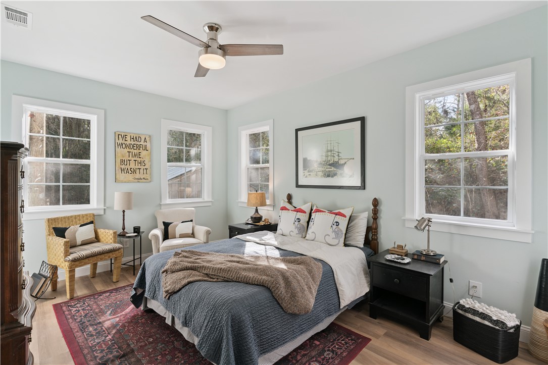 1076 Blue N Hall Road SE