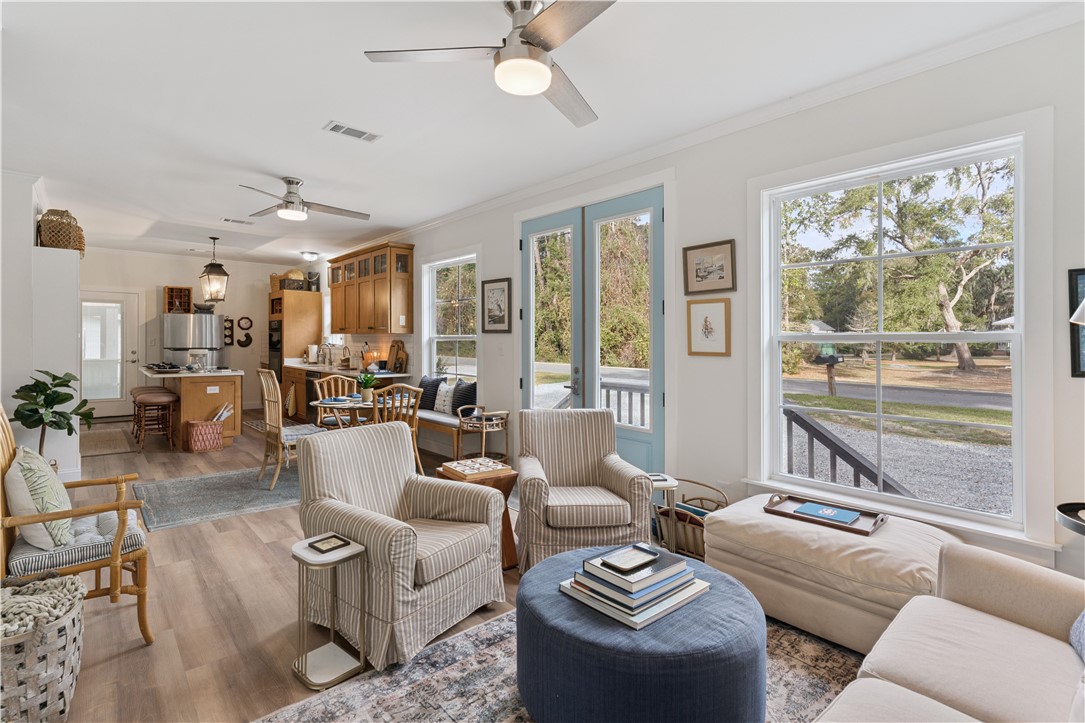 1076 Blue N Hall Road SE