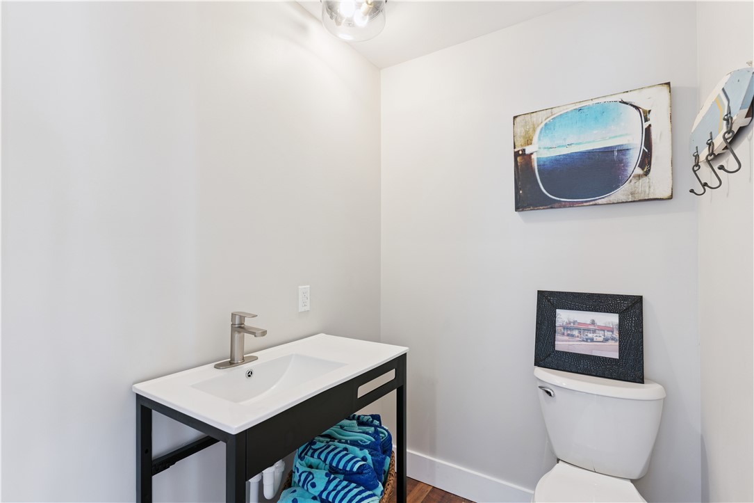 1070 Blue N Hall Road SE