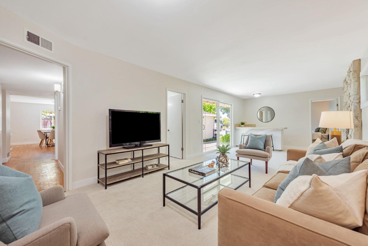 836 Peach AVE