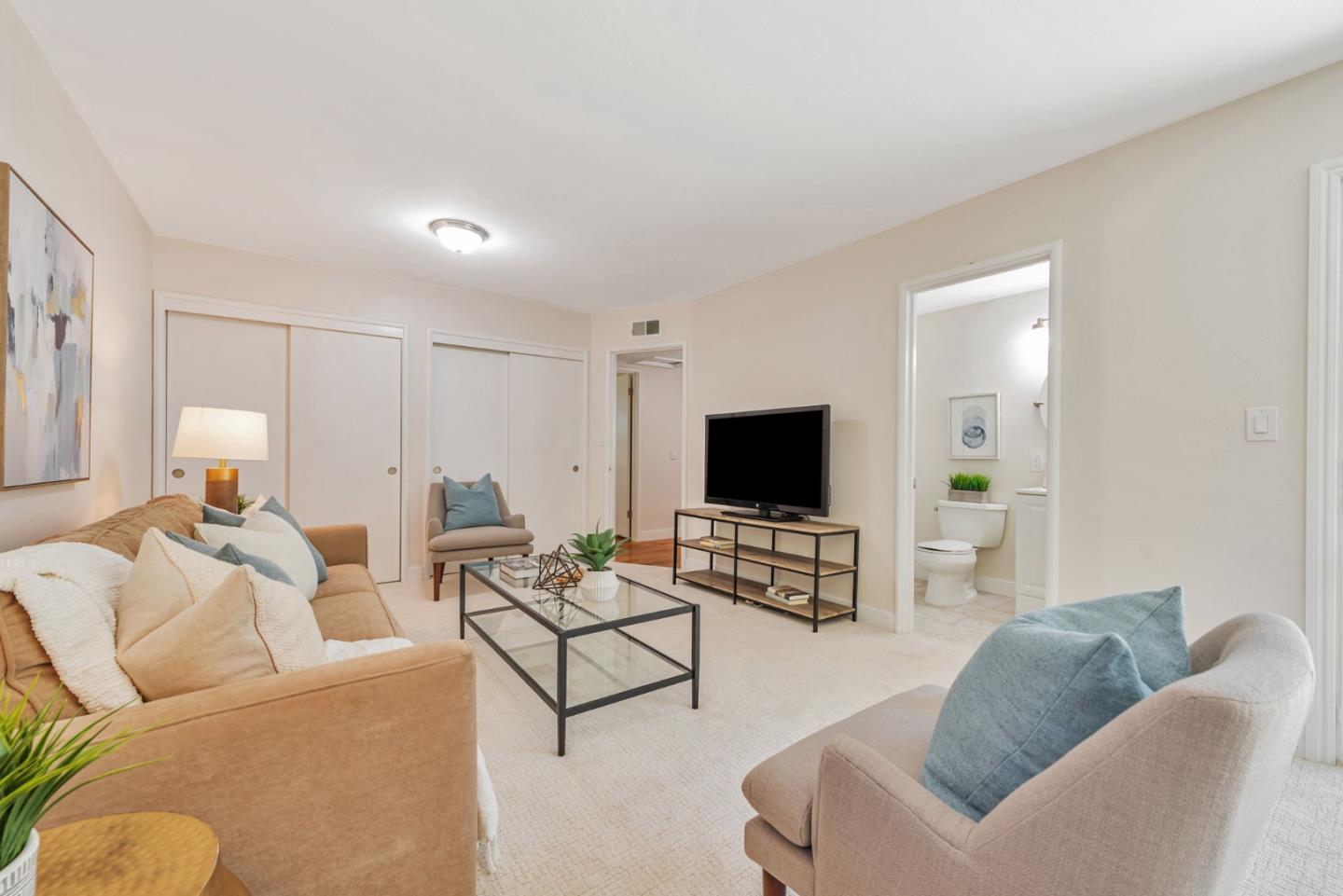 836 Peach AVE