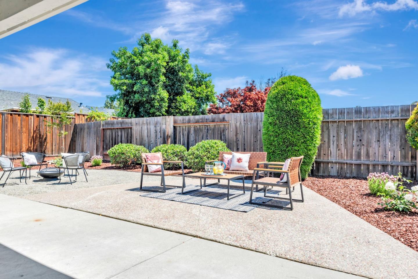 576 Albion Drive