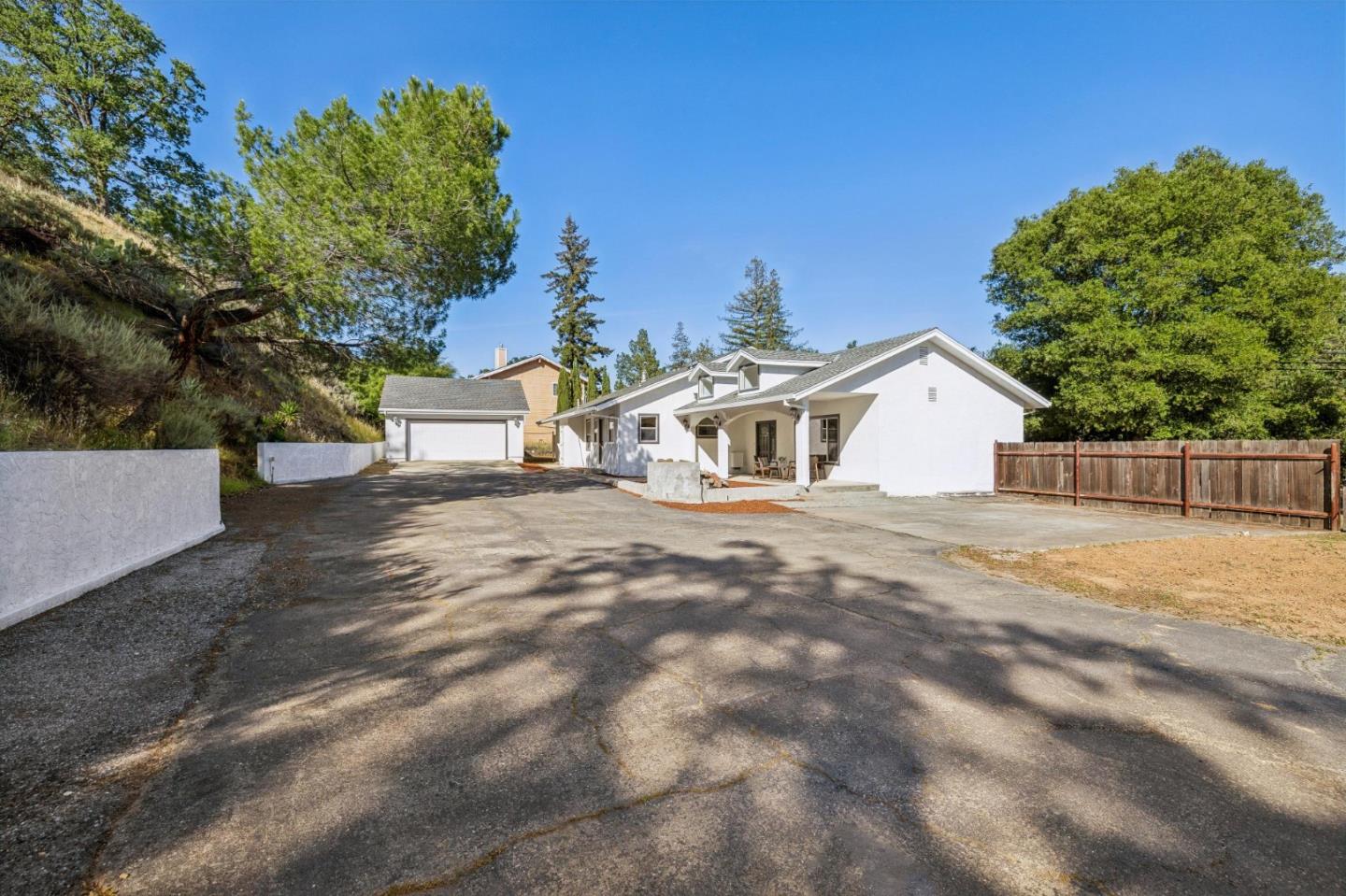 21531 Almaden Road