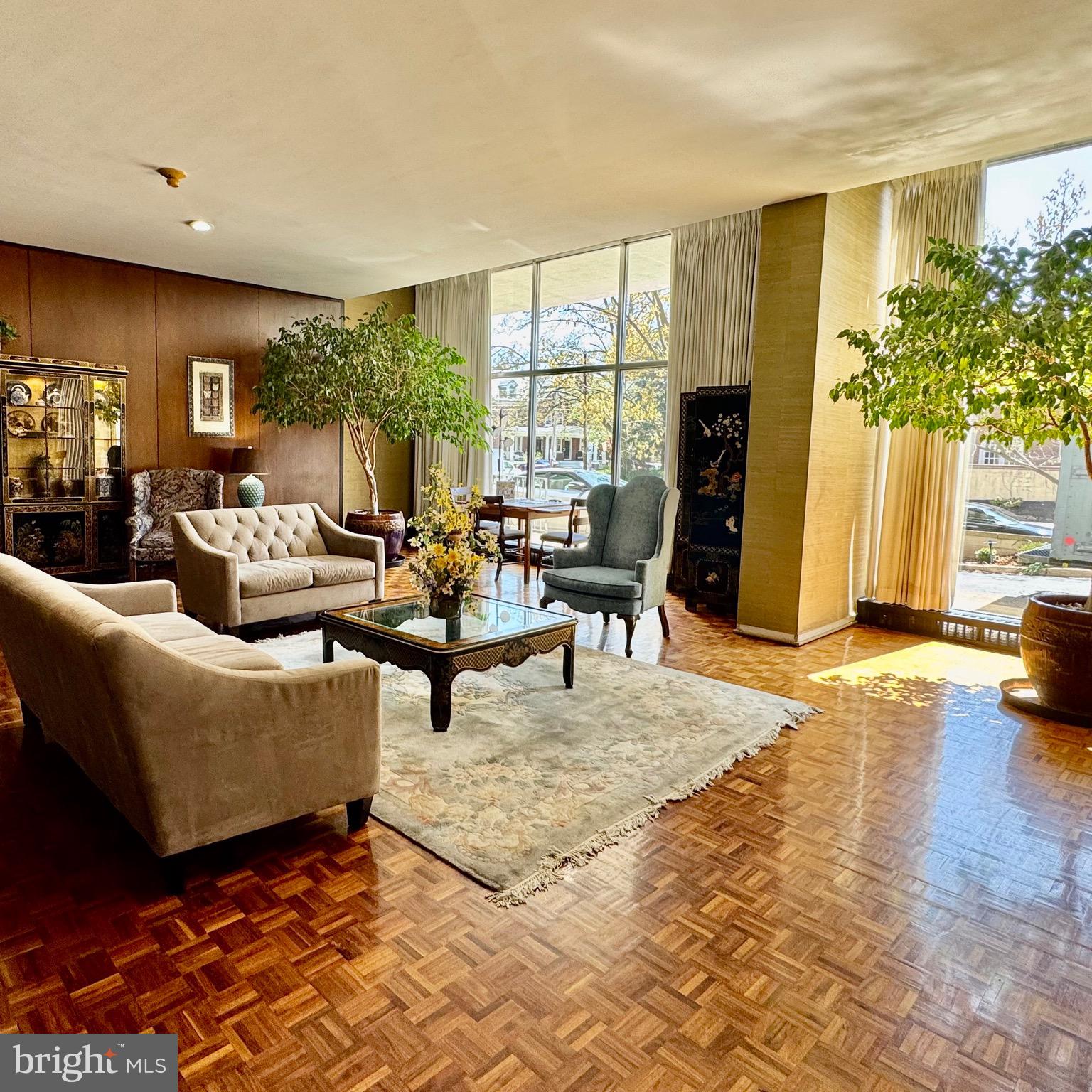 1401-Unit 910 Pennsylvania Ave #910