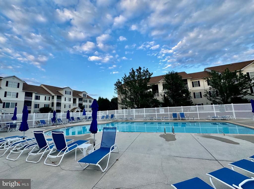 3600 Sanibel Cir #3603