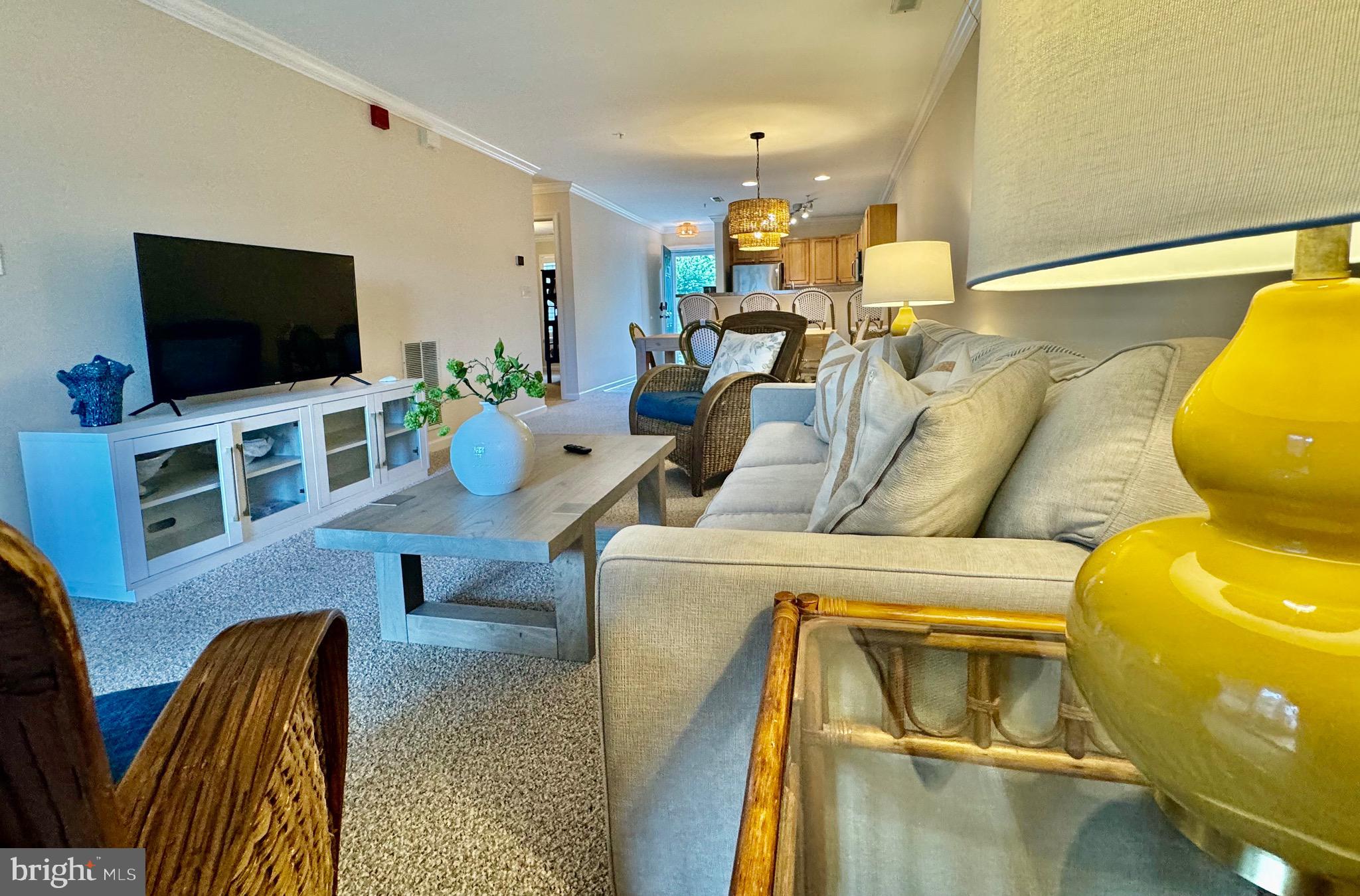 3600 Sanibel Cir #3603