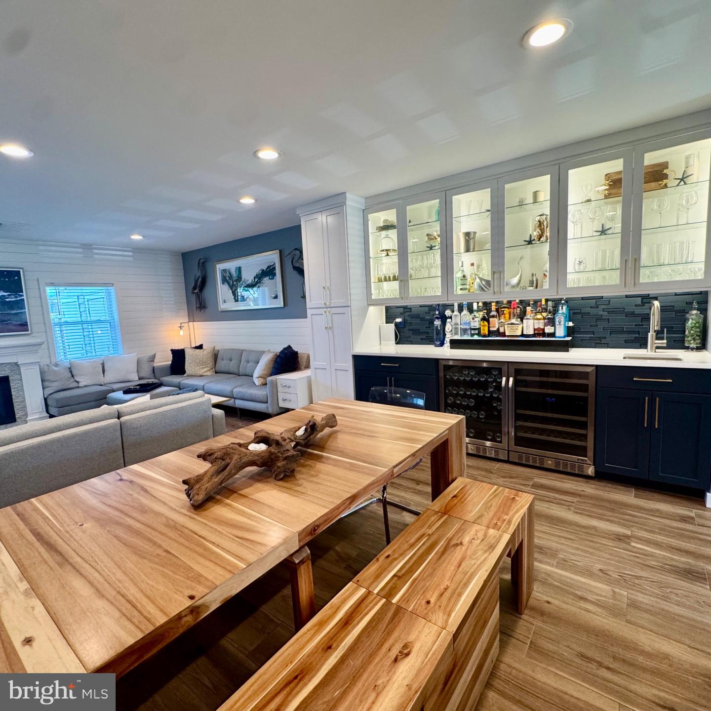 217 Swedes St