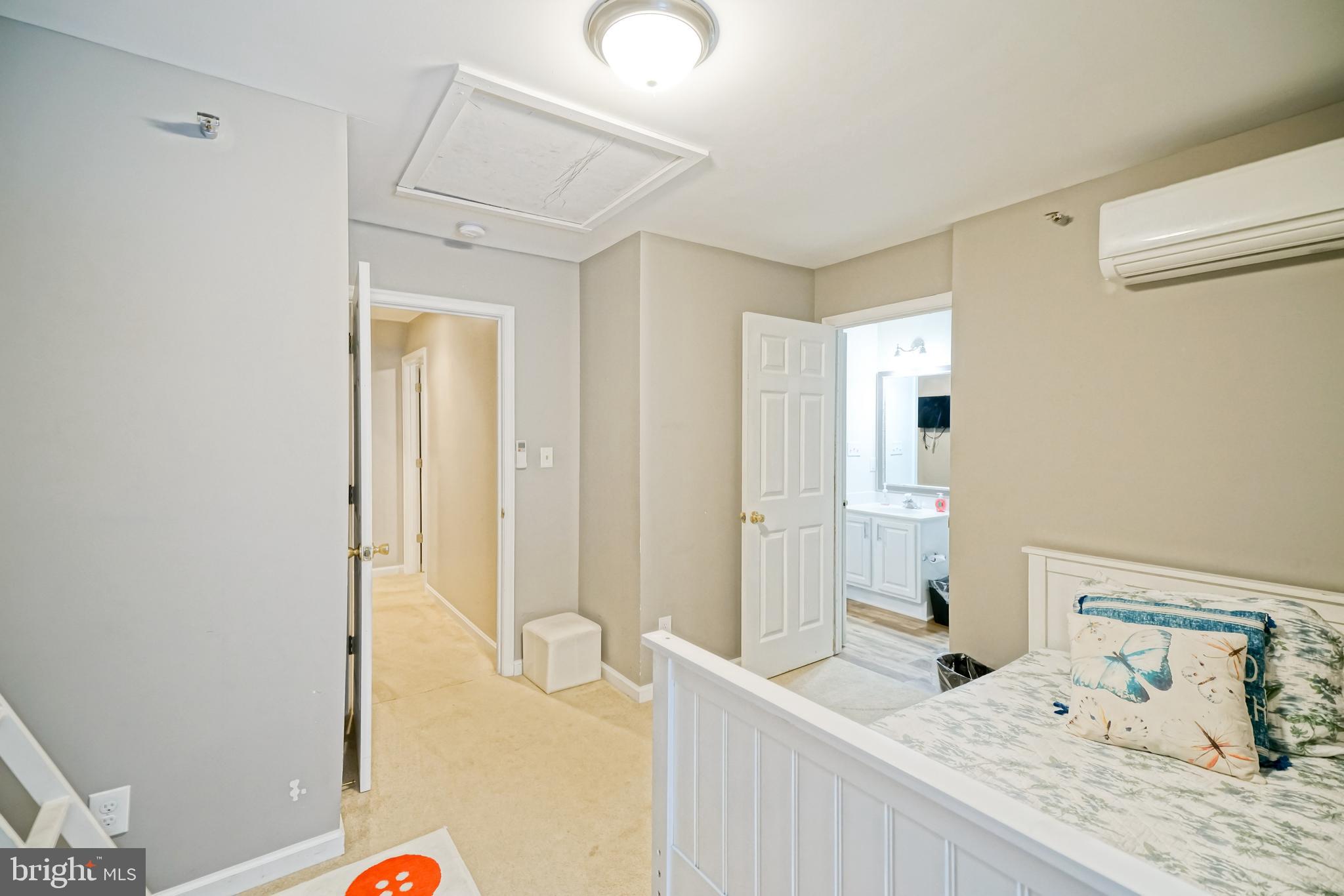 4403 SAND PIPER DRIVE