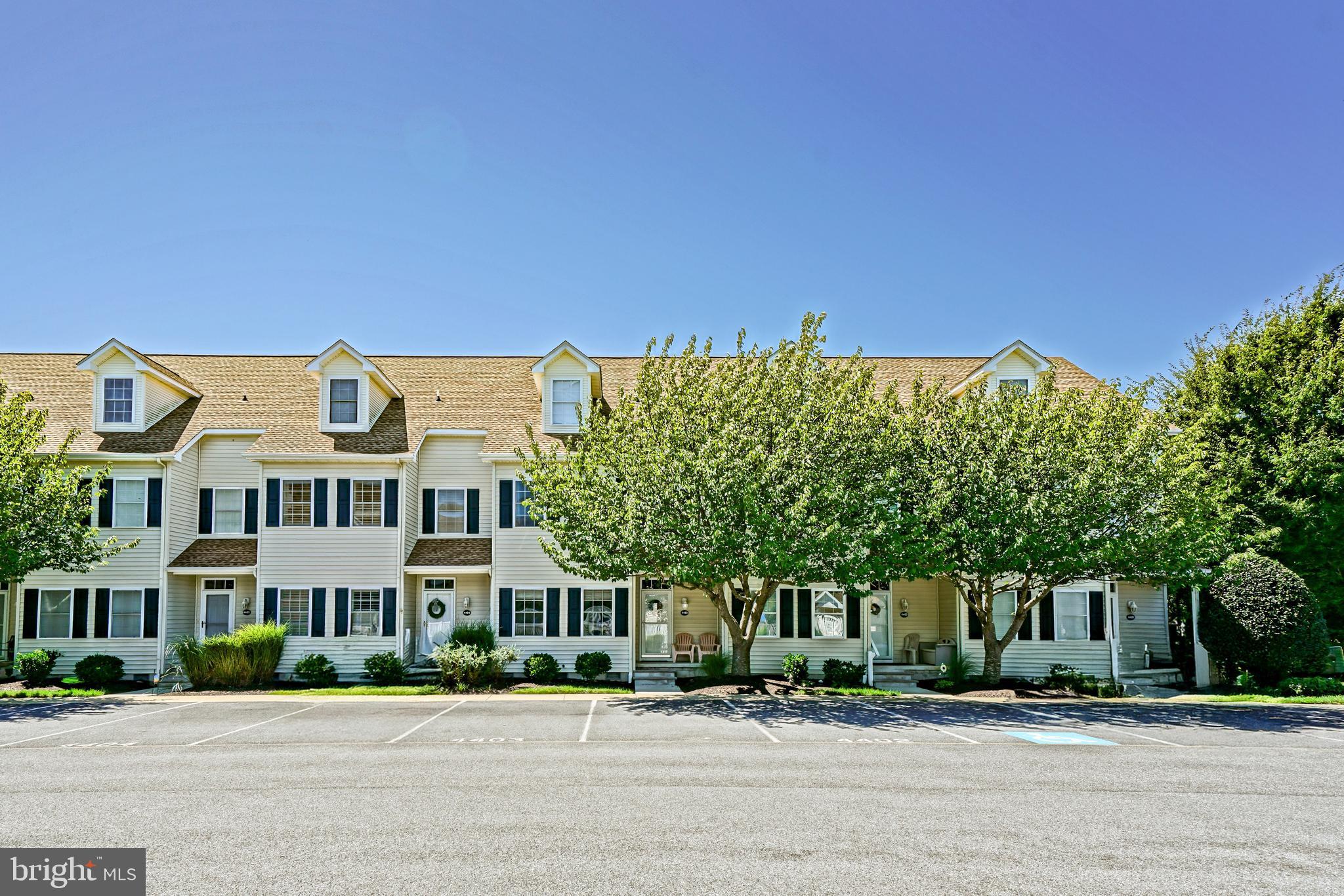 4403 SAND PIPER DRIVE