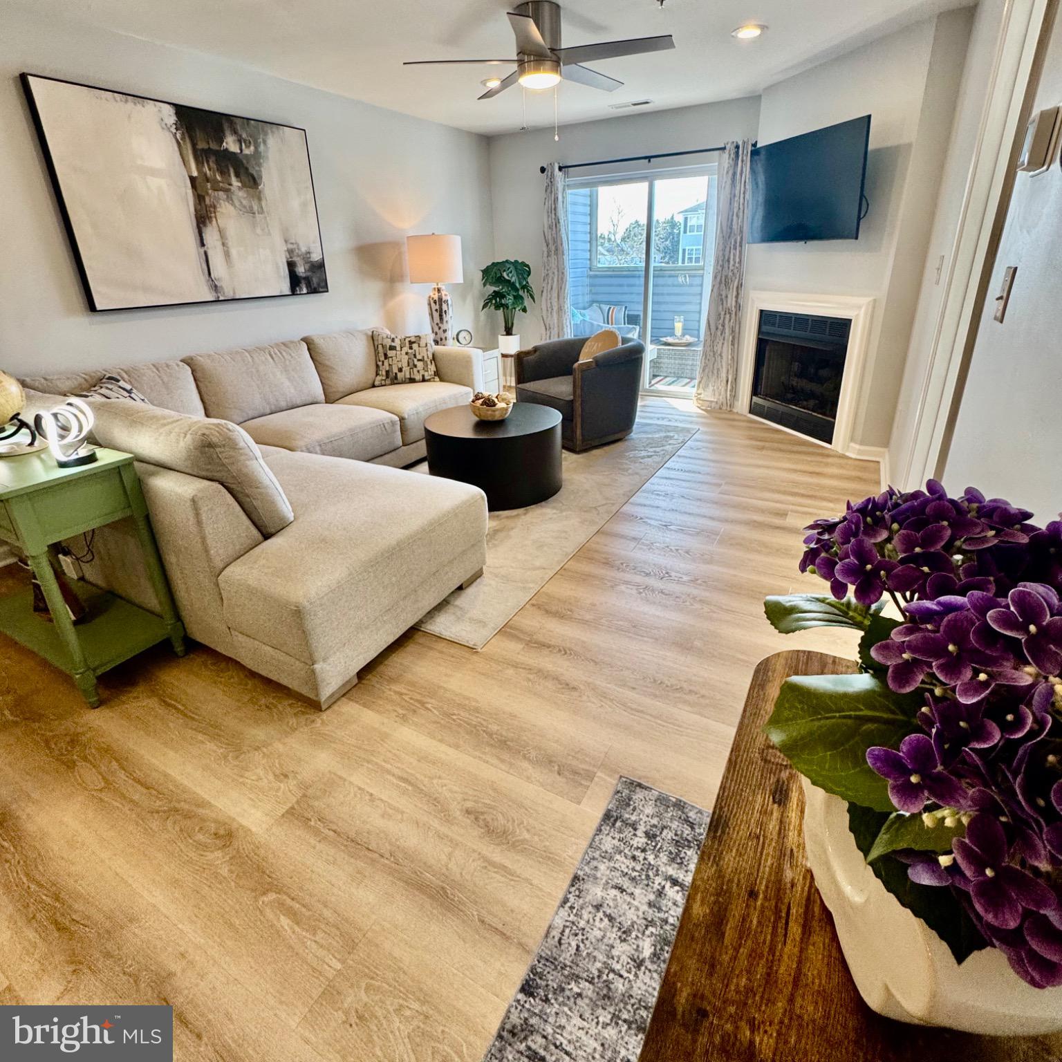 3800 SANIBEL CIRCLE 3811