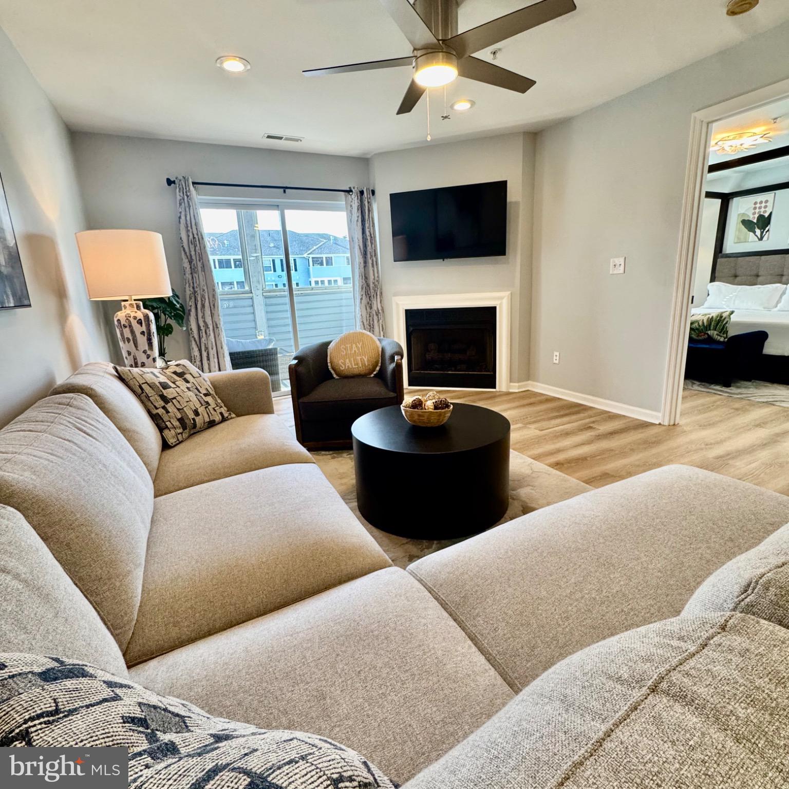 3800 SANIBEL CIRCLE 3811