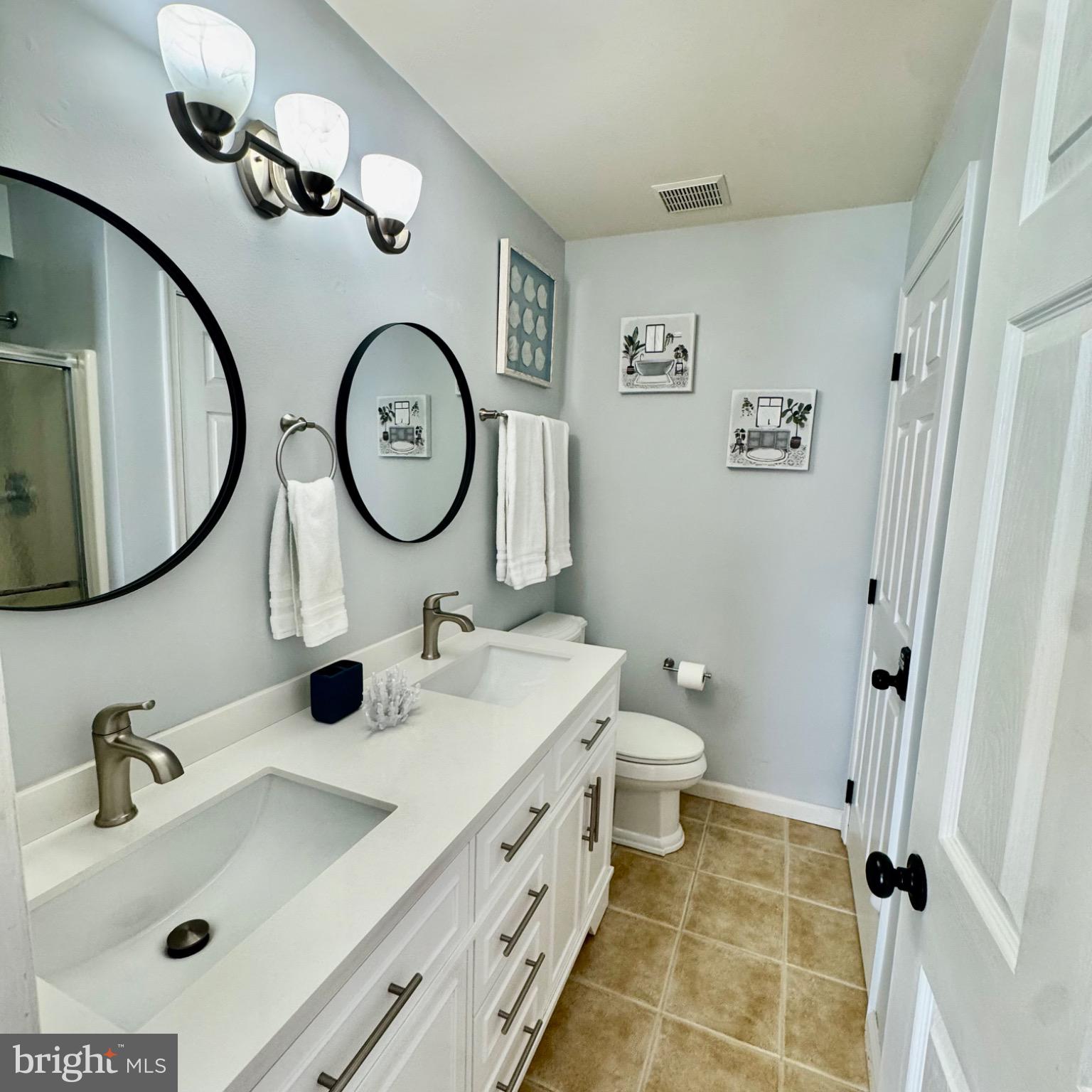 3800 SANIBEL CIRCLE 3811