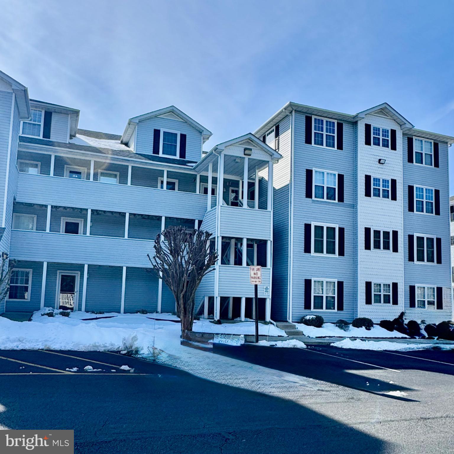 3800 SANIBEL CIRCLE 3811