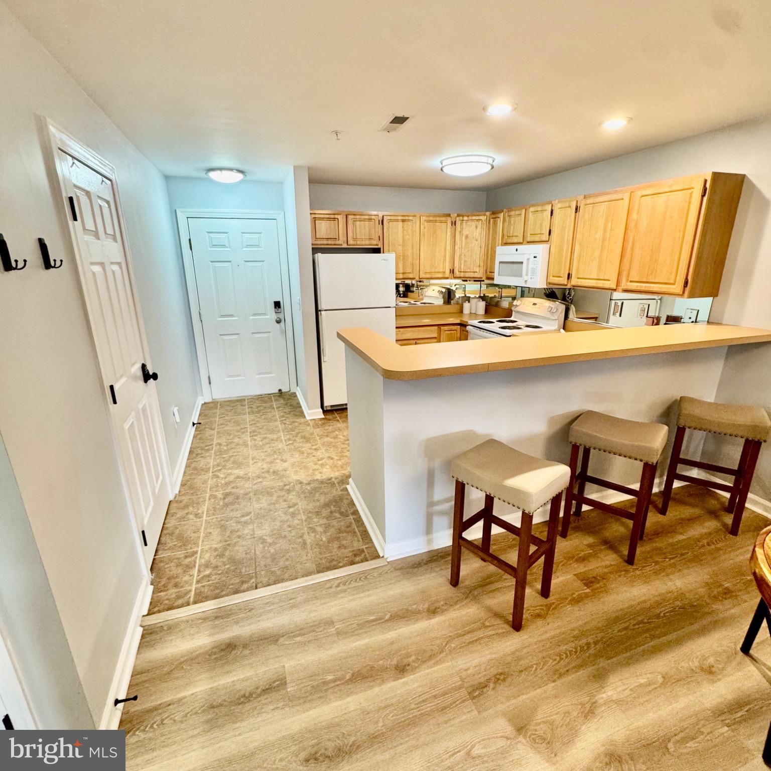 3800 SANIBEL CIRCLE 3811