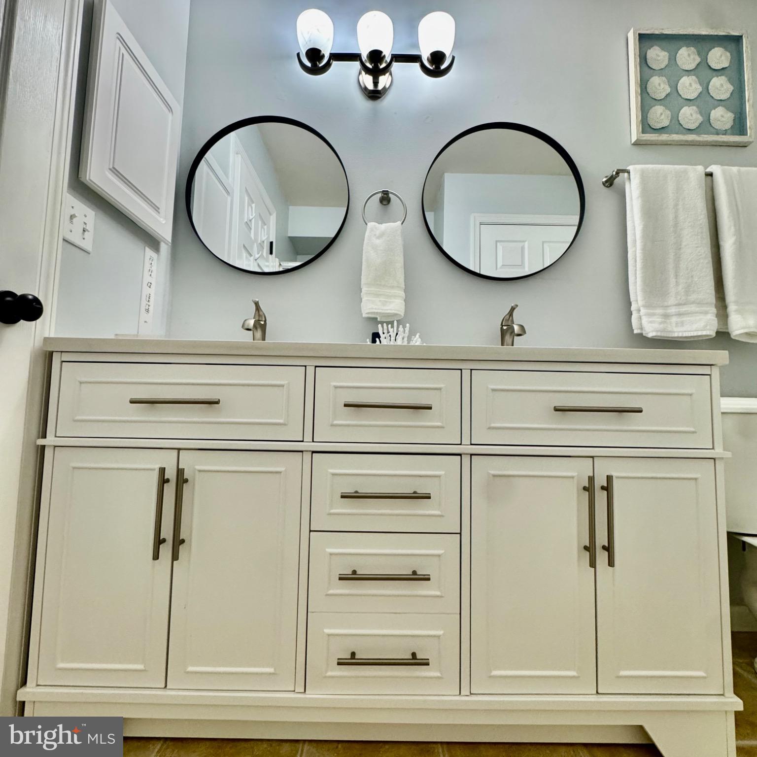 3800 SANIBEL CIRCLE 3811