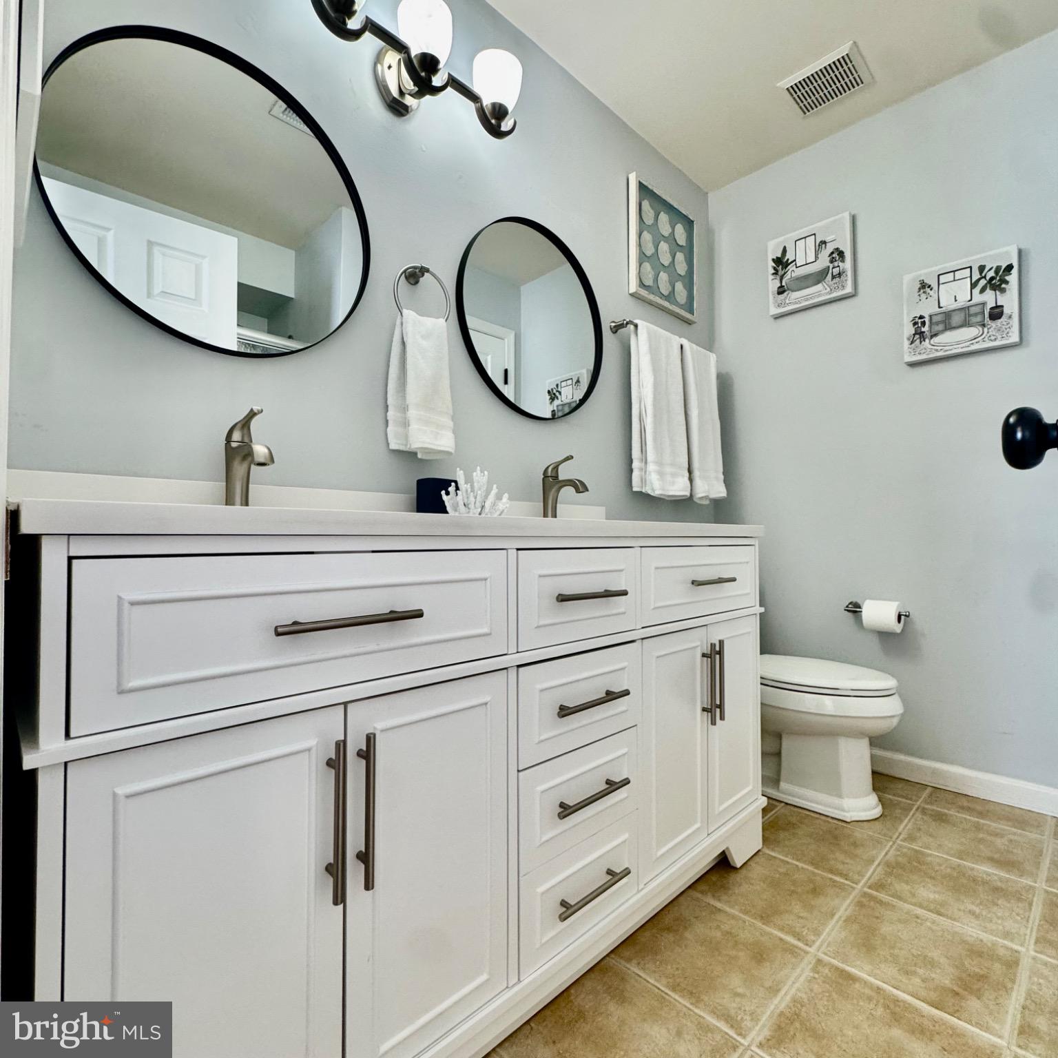 3800 SANIBEL CIRCLE 3811