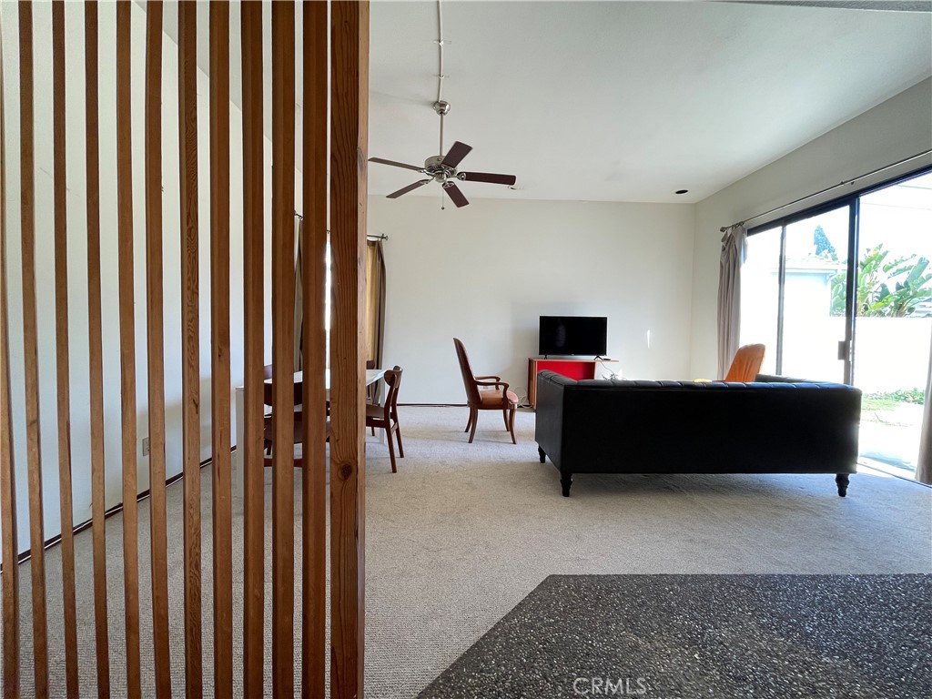 1592 Redlands Place