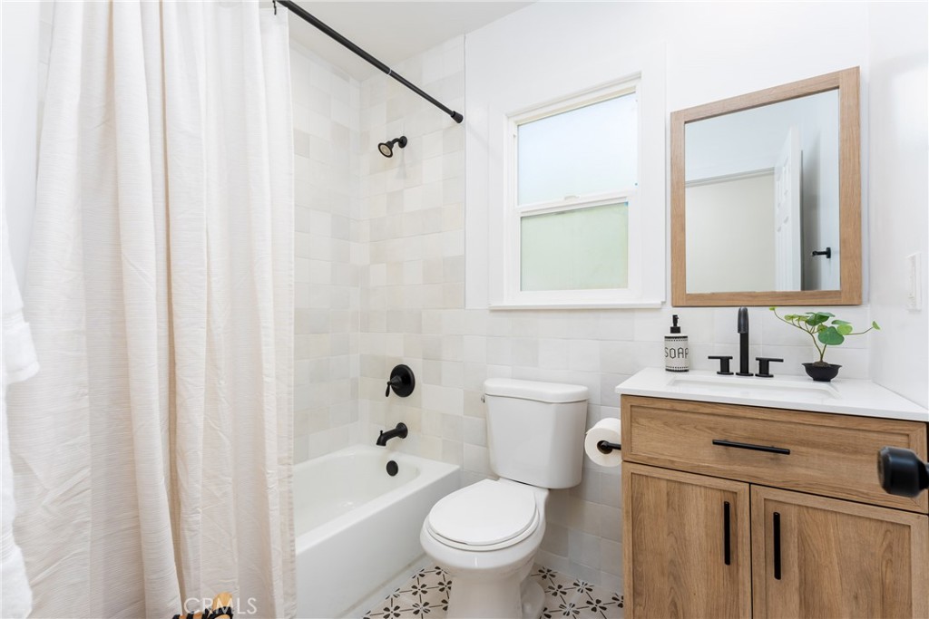 3001 Fernheath Lane