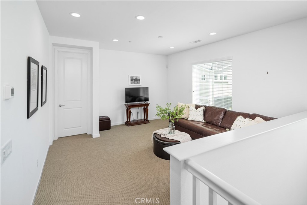 2632 Clarion Lane