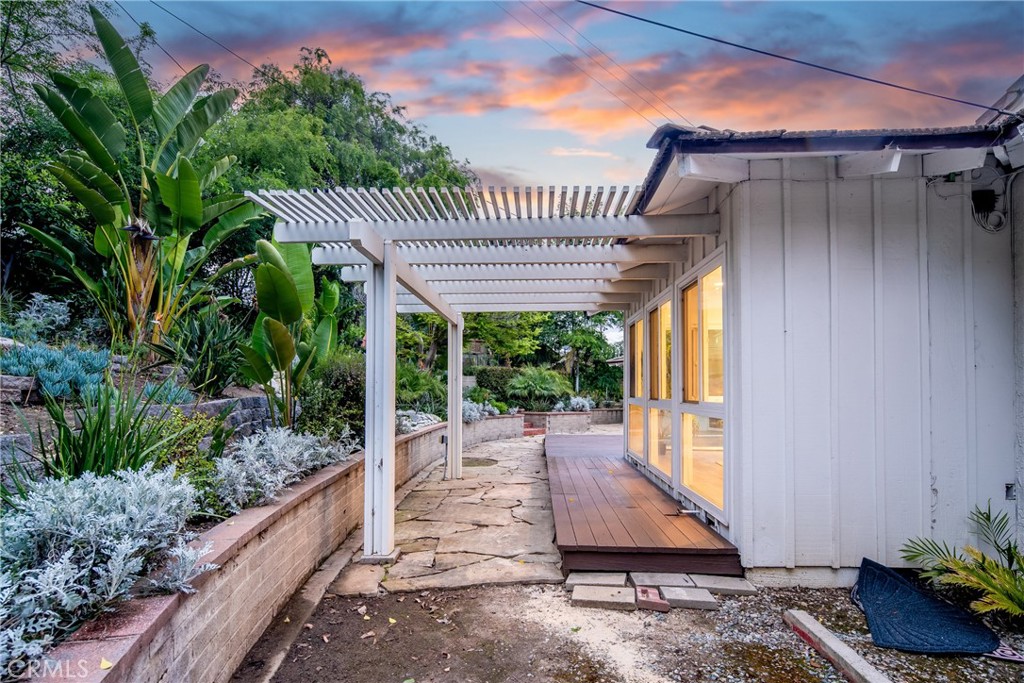 3215 Arbol Drive