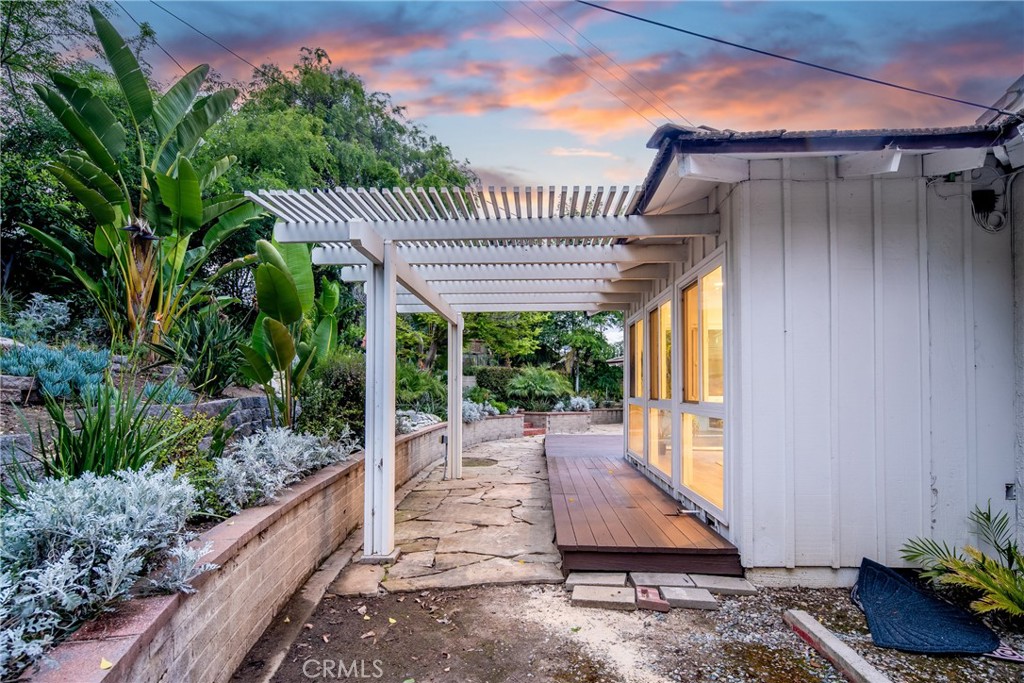 3215 Arbol Drive