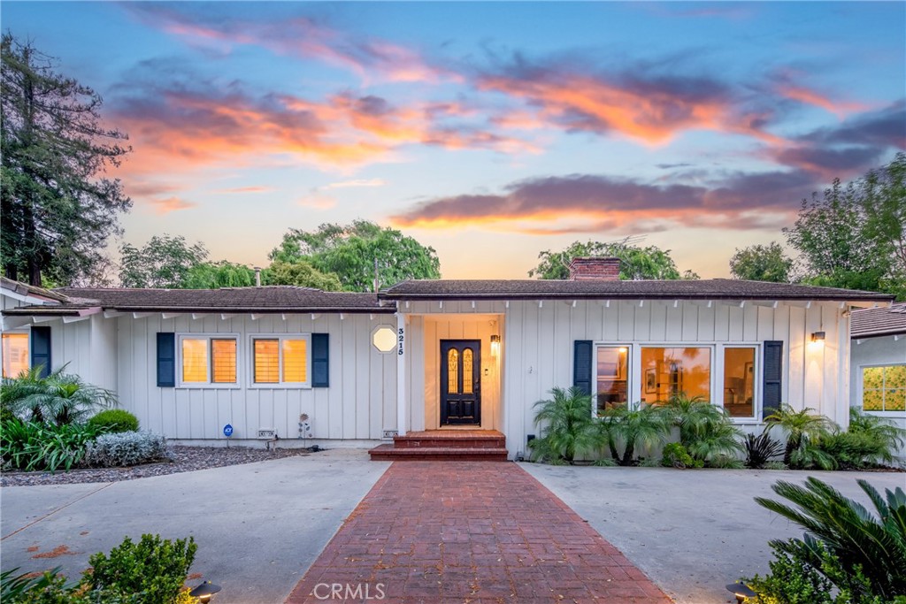 3215 Arbol Drive