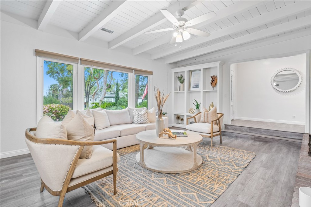 3215 Arbol Drive